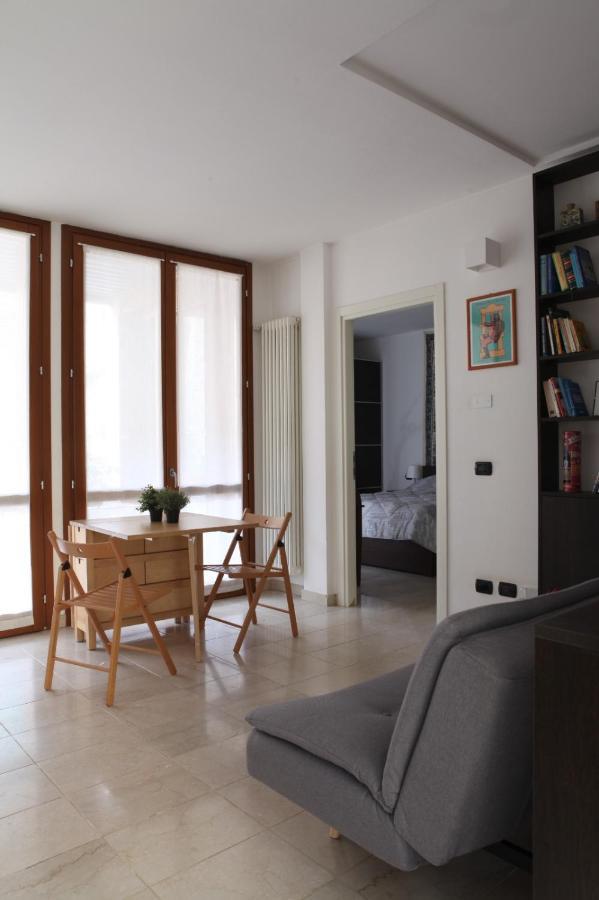 Terrace Apartment Close To Metro Station 米兰 外观 照片