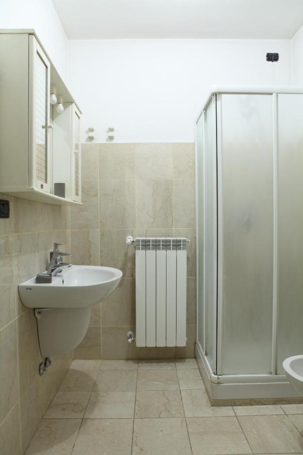 Terrace Apartment Close To Metro Station 米兰 外观 照片