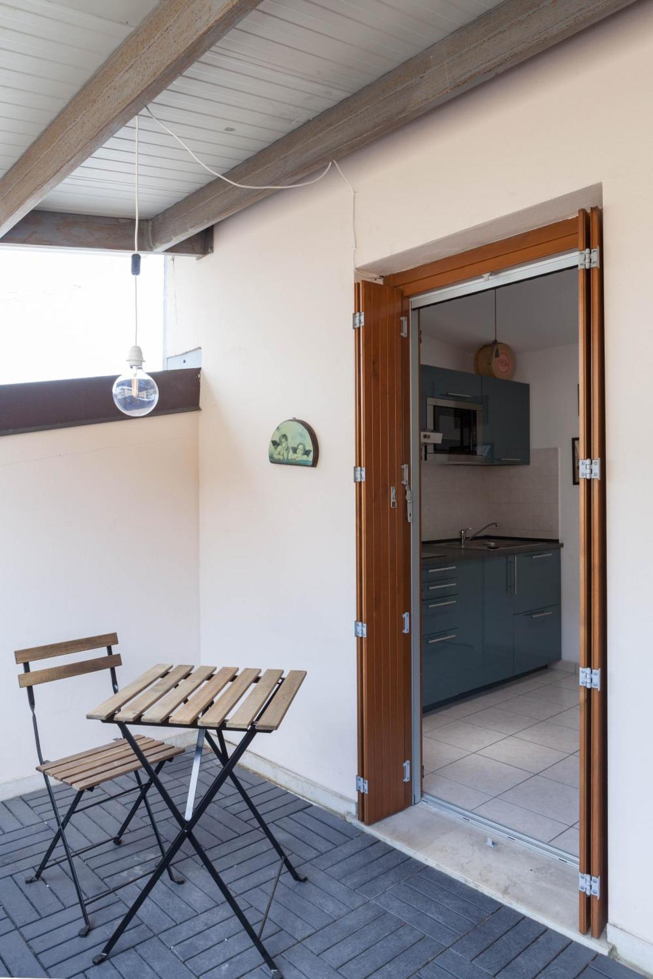 Terrace Apartment Close To Metro Station 米兰 外观 照片