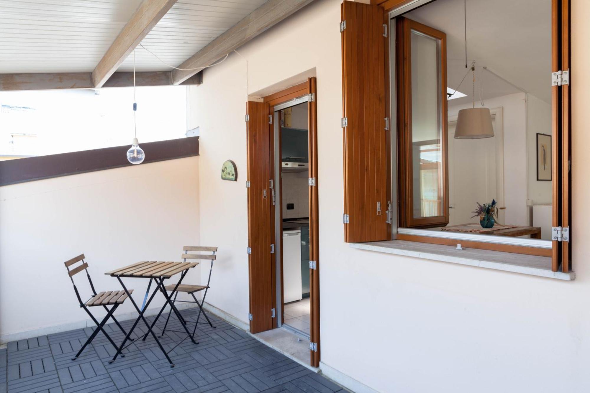 Terrace Apartment Close To Metro Station 米兰 客房 照片